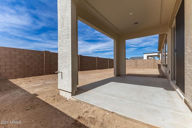 8820 N 173RD Avenue, Waddell, AZ 85355