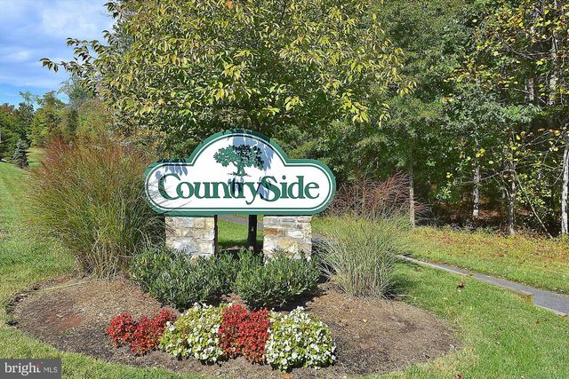 4 MILLARD CT, Sterling, VA 20165