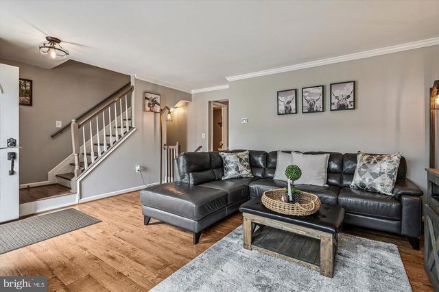 4 MILLARD CT, Sterling, VA 20165