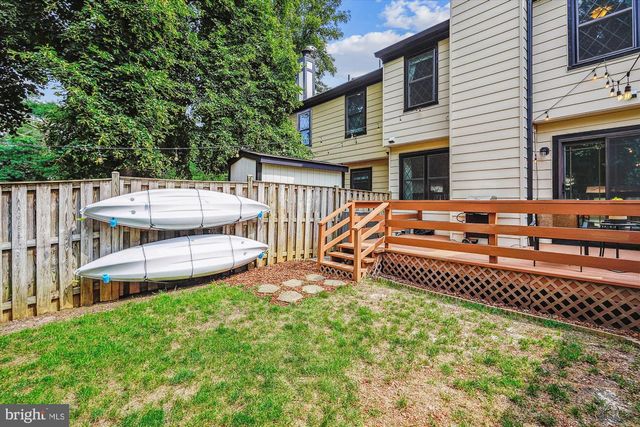 4 MILLARD CT, Sterling, VA 20165