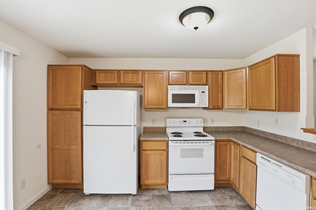11117 La Fortuna Way, Roanoke, IN 46783
