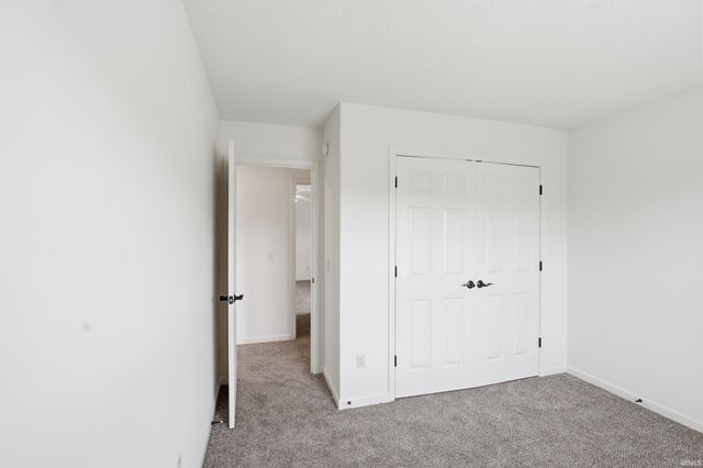 11117 La Fortuna Way, Roanoke, IN 46783