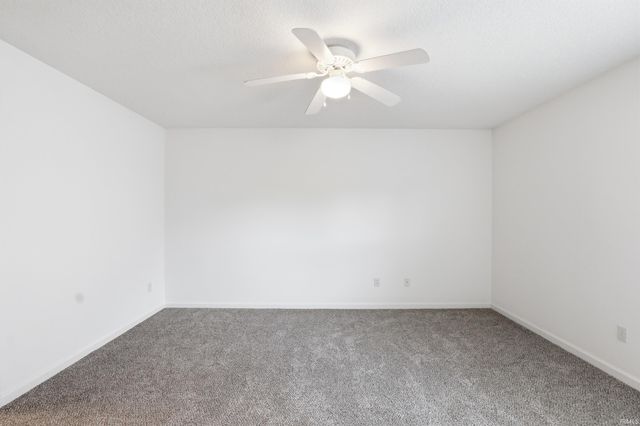 11117 La Fortuna Way, Roanoke, IN 46783