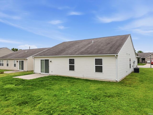 11117 La Fortuna Way, Roanoke, IN 46783