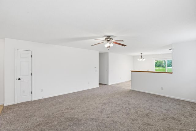 11117 La Fortuna Way, Roanoke, IN 46783