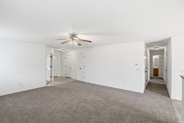 11117 La Fortuna Way, Roanoke, IN 46783