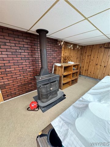 237 Brookside Drive, West Seneca, NY 14220