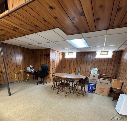 237 Brookside Drive, West Seneca, NY 14220