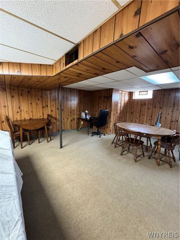 237 Brookside Drive, West Seneca, NY 14220