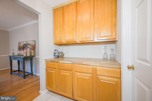4929 FRISHMAN CT, Woodbridge, VA 22193