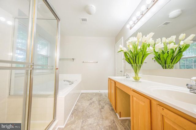 4929 FRISHMAN CT, Woodbridge, VA 22193