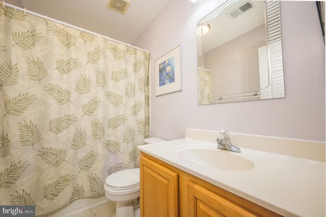 4929 FRISHMAN CT, Woodbridge, VA 22193