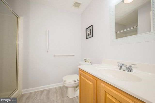 4929 FRISHMAN CT, Woodbridge, VA 22193