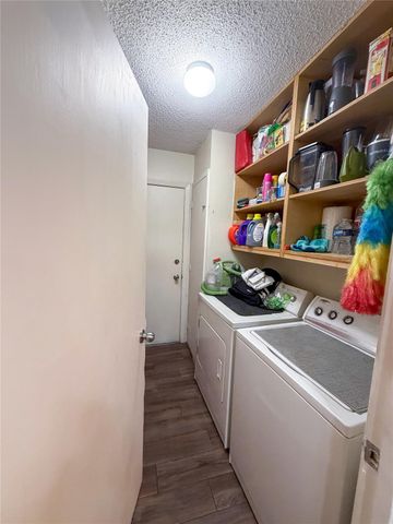 911 Kirschner PL A, Austin, TX 78758