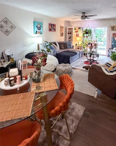 911 Kirschner PL A, Austin, TX 78758