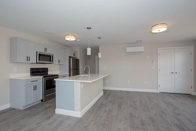 882 Massachusetts Ave 3A, Arlington, MA 02474