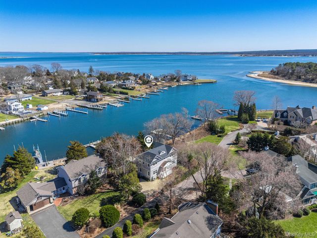 254 Overlook Drive, Aquebogue, NY 11931