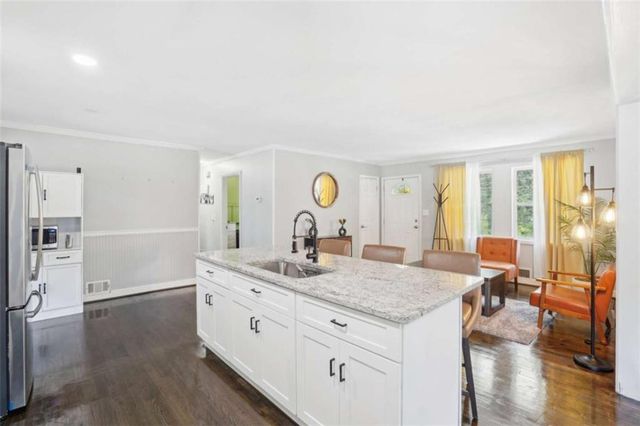 905 Scott Lane, Marietta, GA 30008