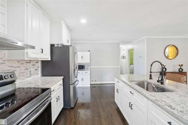 905 Scott Lane, Marietta, GA 30008