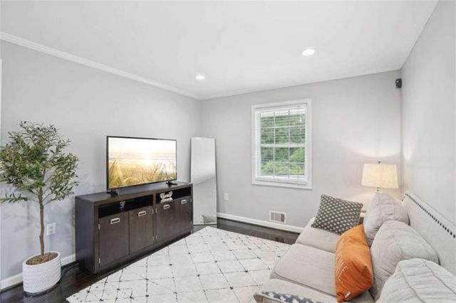 905 Scott Lane, Marietta, GA 30008
