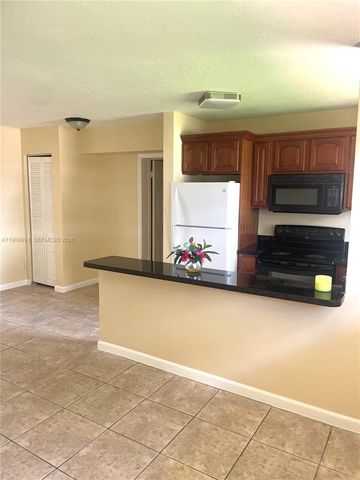 9375 SW 40th Ter 106, Miami, FL 33165