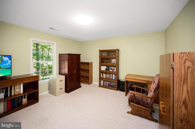 300 EDGEHILL DR, Locust Grove, VA 22508