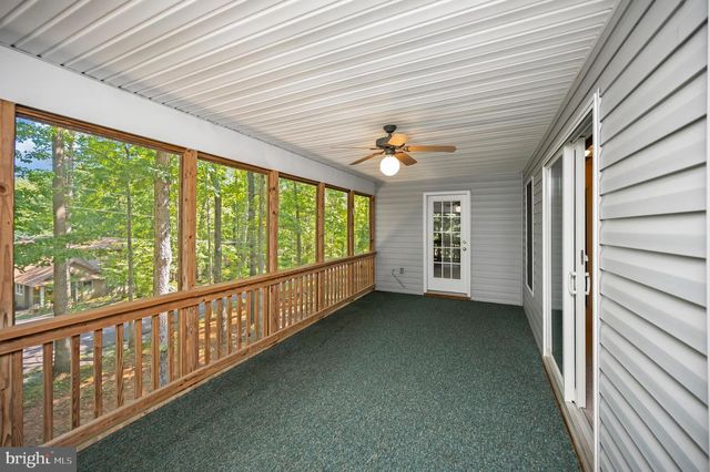 300 EDGEHILL DR, Locust Grove, VA 22508