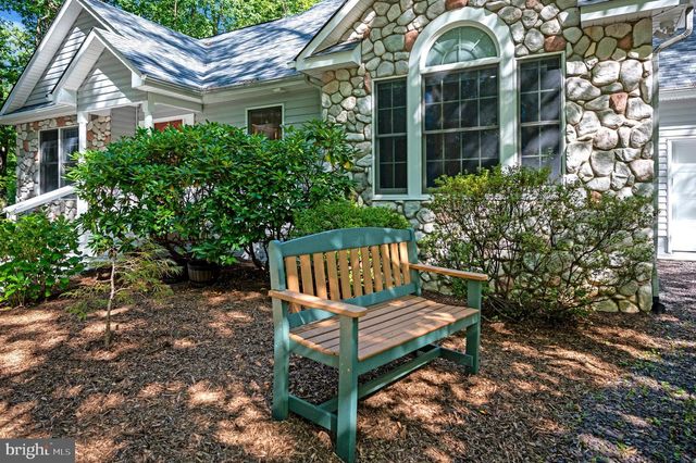 300 EDGEHILL DR, Locust Grove, VA 22508