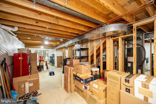 300 EDGEHILL DR, Locust Grove, VA 22508