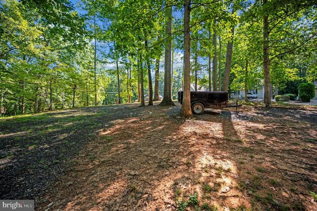 300 EDGEHILL DR, Locust Grove, VA 22508