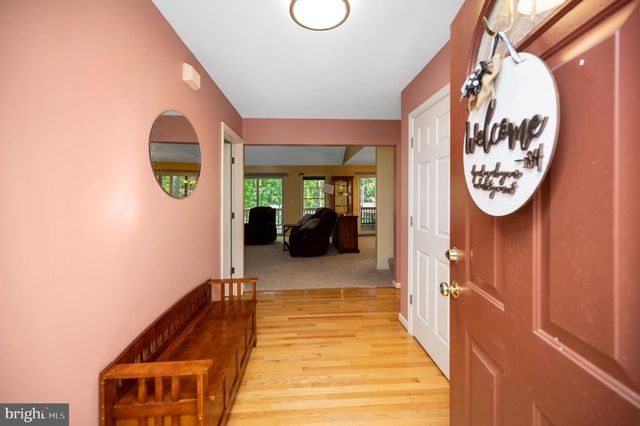 300 EDGEHILL DR, Locust Grove, VA 22508