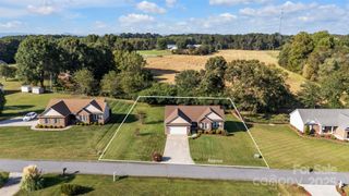 79 Rachels Lane, Taylorsville, NC 28681