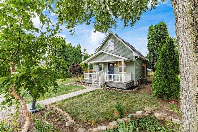 23 E Oak Street, Canal Winchester, OH 43110