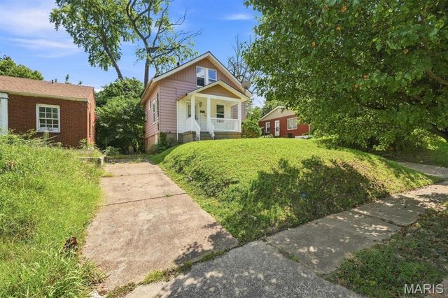 3726 Avondale Avenue, Northwoods, MO 63121
