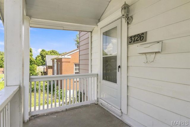 3726 Avondale Avenue, Northwoods, MO 63121