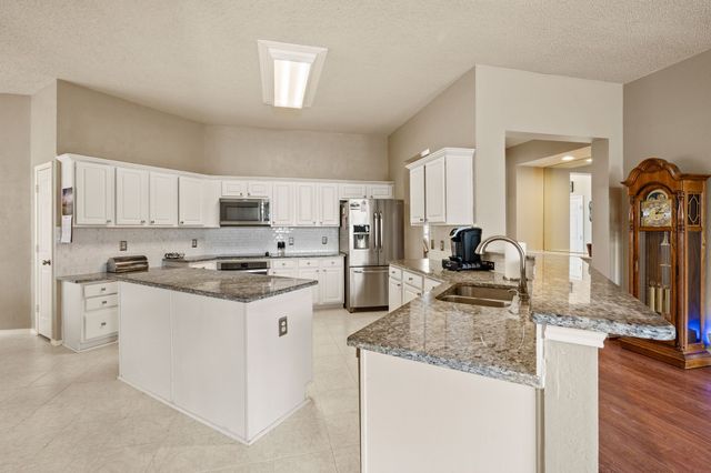 504 Vasey Oak Drive, Keller, TX 76248