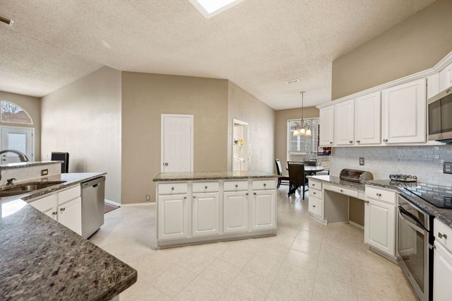 504 Vasey Oak Drive, Keller, TX 76248