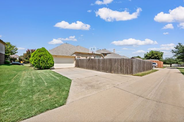 504 Vasey Oak Drive, Keller, TX 76248