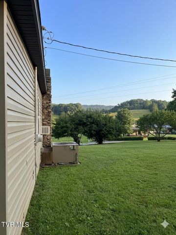 1672 Pressmens Home Road, Rogersville, TN 37857