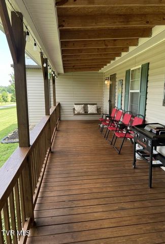 1672 Pressmens Home Road, Rogersville, TN 37857