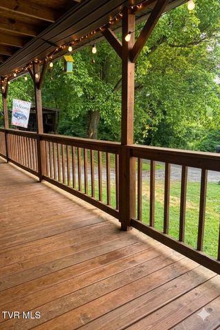 1672 Pressmens Home Road, Rogersville, TN 37857