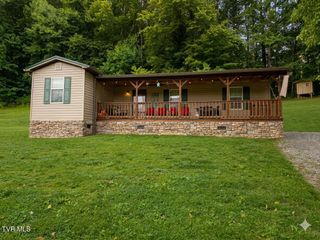 1672 Pressmens Home Road, Rogersville, TN 37857