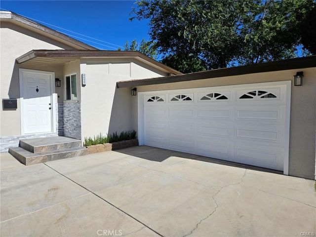 44027 Heaton Avenue, Lancaster, CA 93534
