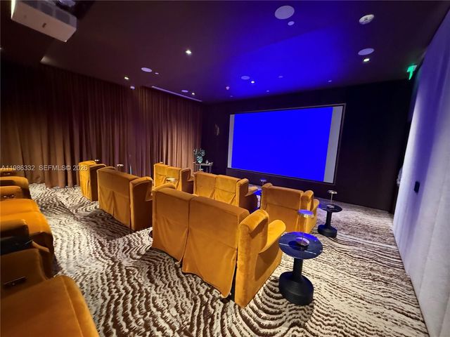 77 SE 5 St 2015, Miami, FL 33131