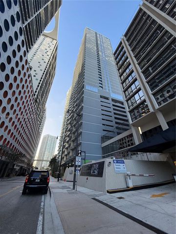 77 SE 5 St 2015, Miami, FL 33131