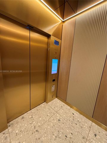 77 SE 5 St 2015, Miami, FL 33131