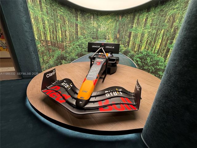 77 SE 5 St 2015, Miami, FL 33131