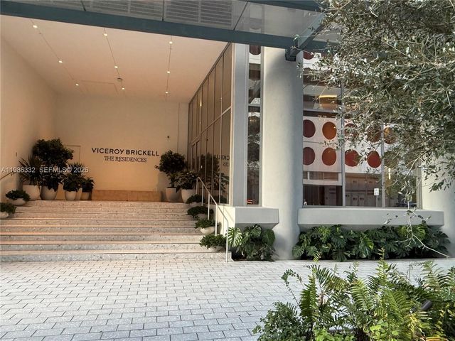 77 SE 5 St 2015, Miami, FL 33131