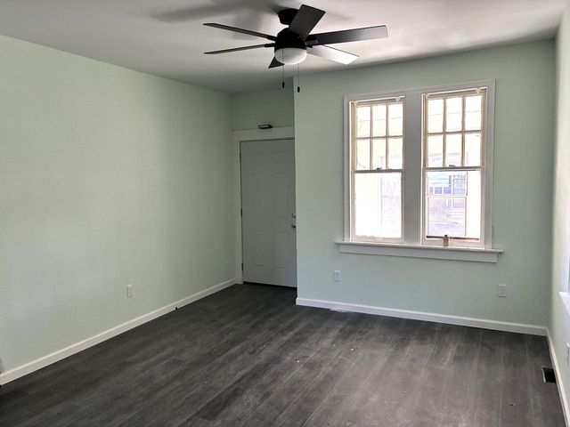 3217 N 39th STREET, Milwaukee, WI 53216