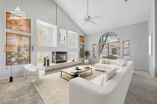 2721 W TULSA Street, Chandler, AZ 85224